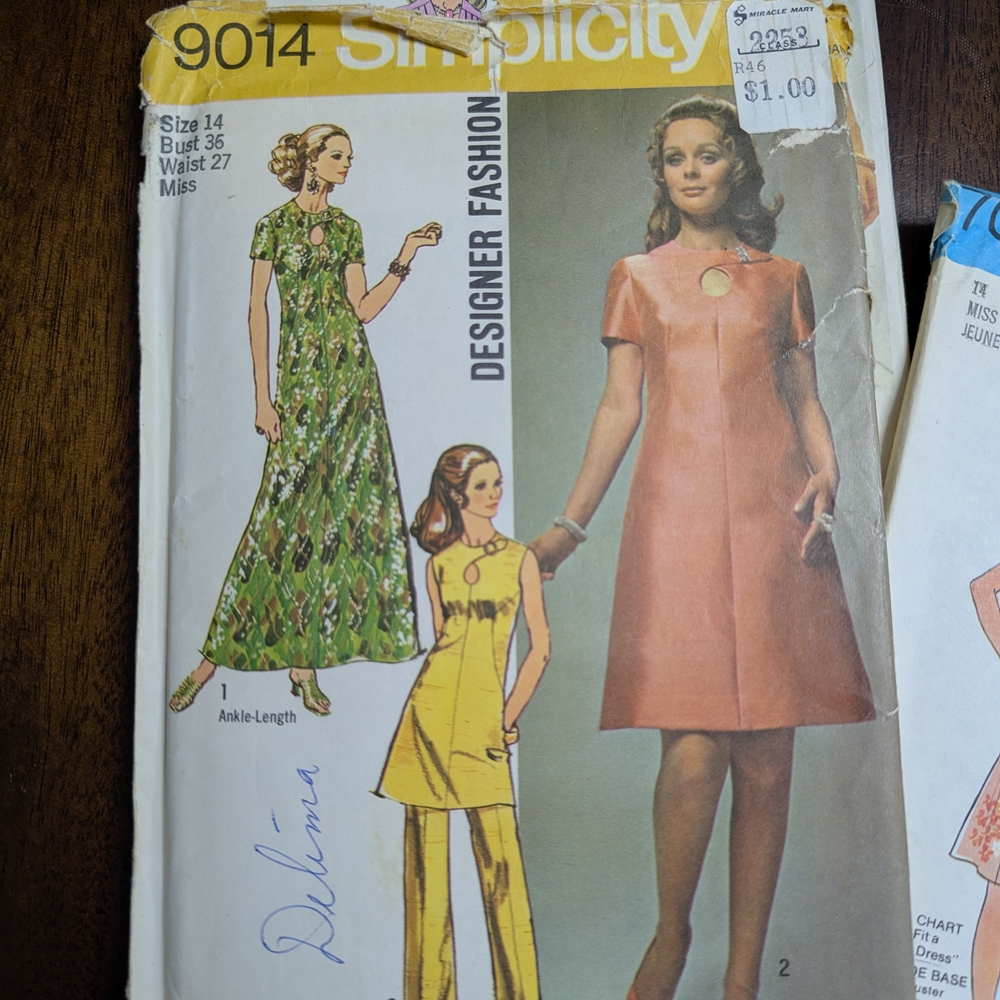 Simplicity Vintage Sewing Patterns Set - Picture 2 of 10